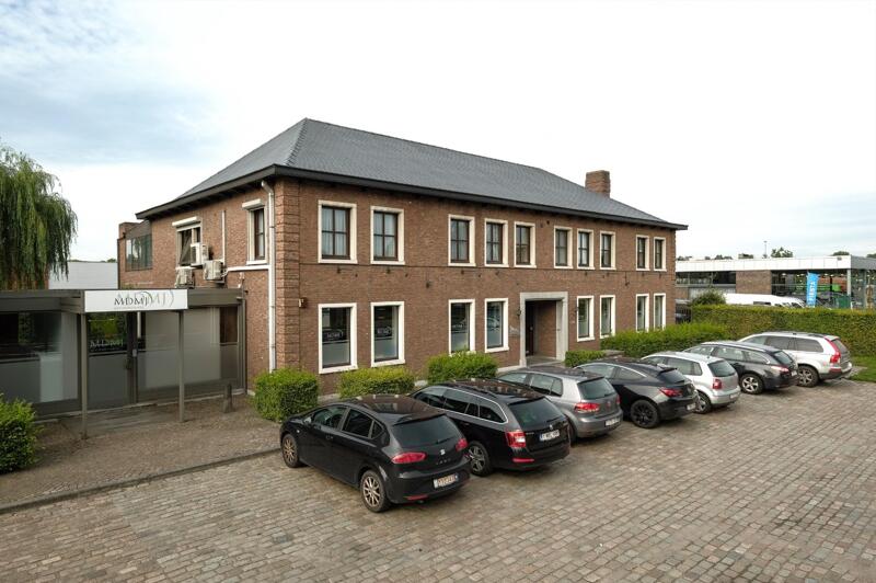 Commercieel kantoor te Mol