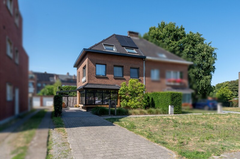 Woning te Schoten