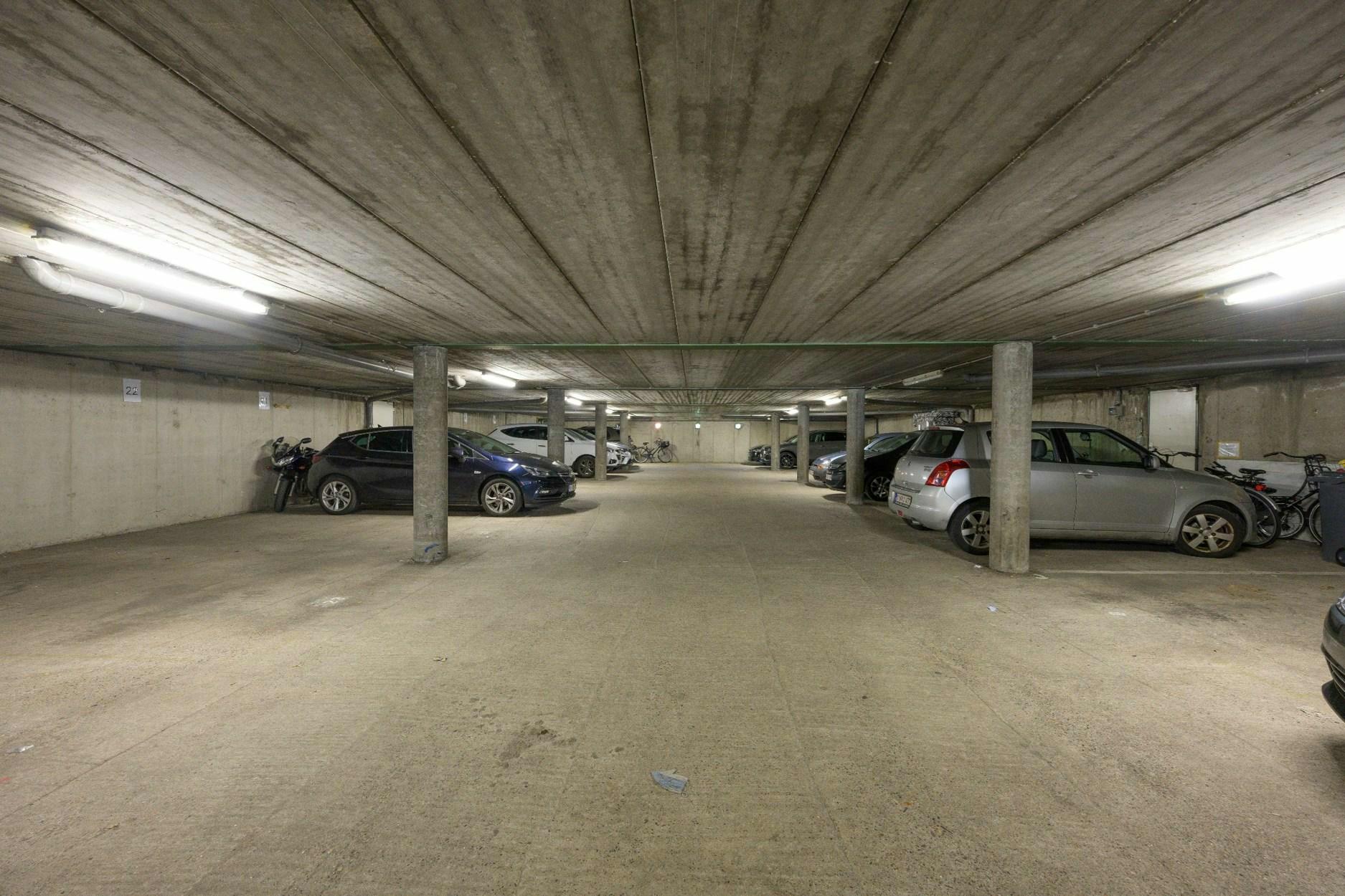 Zes ondergrondse autostaanplaatsen in Residentie Groenhuis te Turnhout