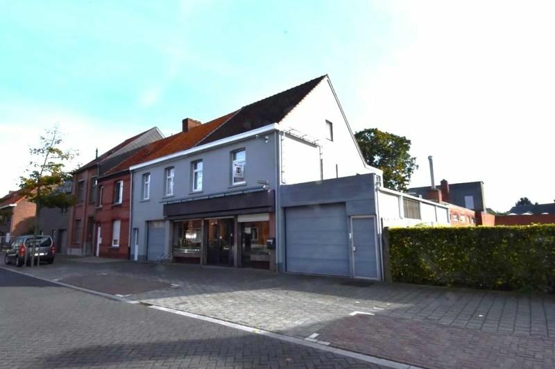 Commerciële winkel te Oud-Turnhout