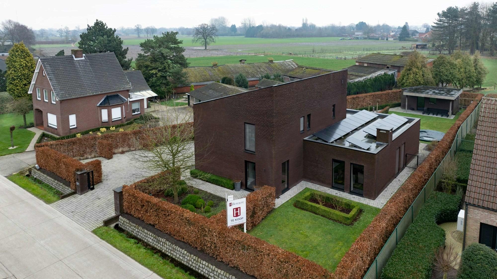 Energiezuinige moderne villa (EPC-A) met aparte praktijkruimte te Weelde