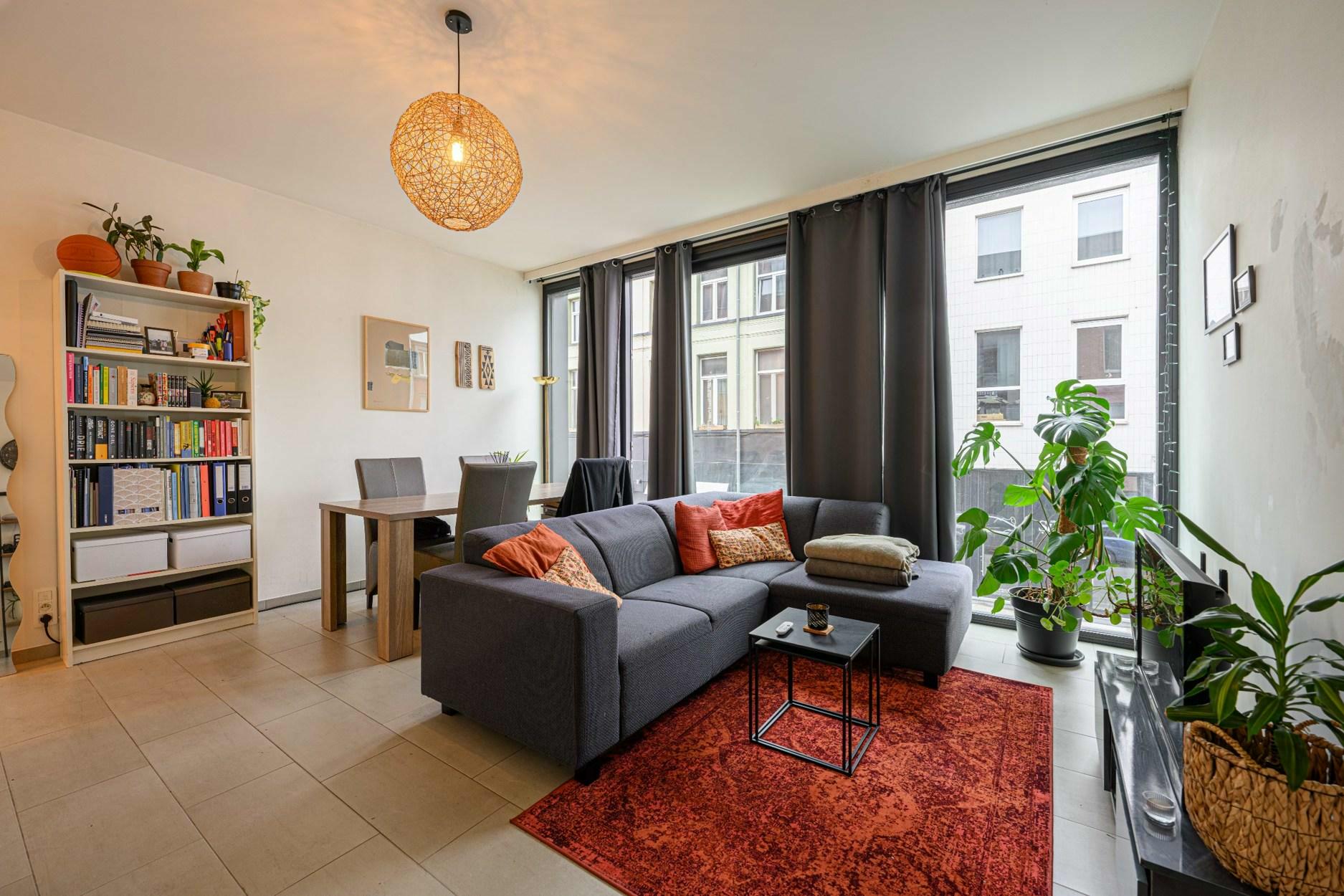 Recent appartement op gunstige locatie te Antwerpen!