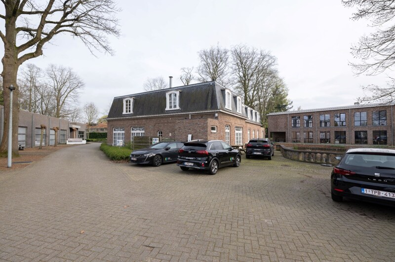 Commercieel kantoor te Turnhout