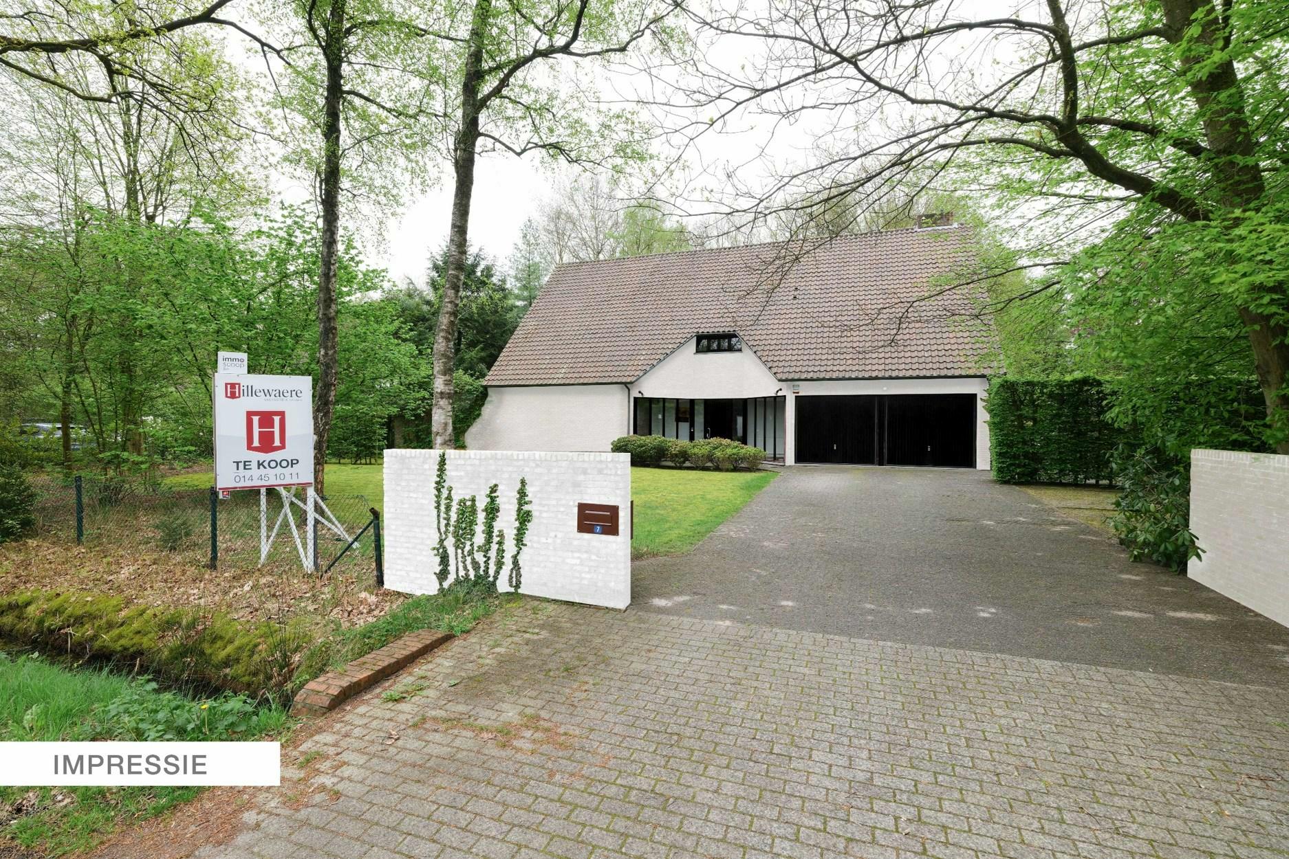 Vrijstaande villa met 5 slaapkamers op 2.789 m² in de Lint te Oud-Turnhout