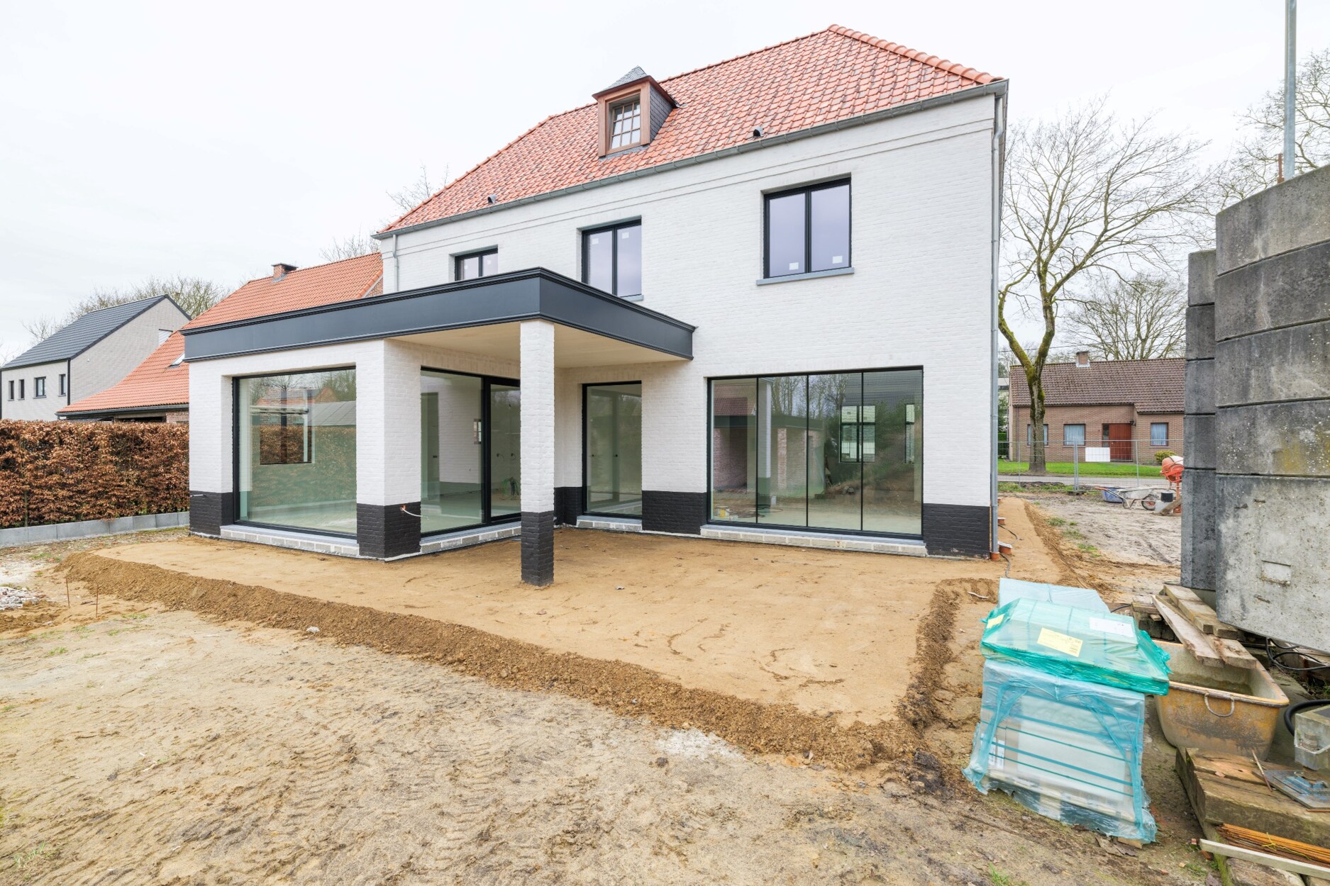 Luxueuze Nieuwbouw op wandelafstand van centrum St.-Antonius in rustige doodlopende straat.