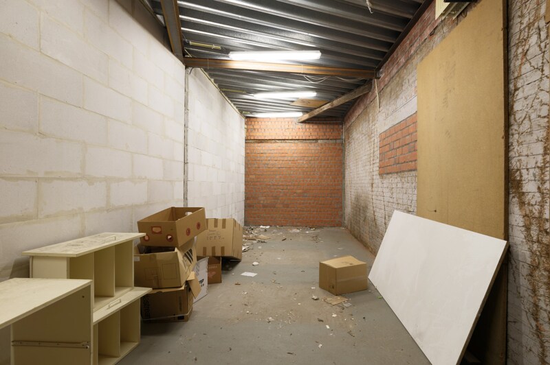 Commerciële winkel te Bree