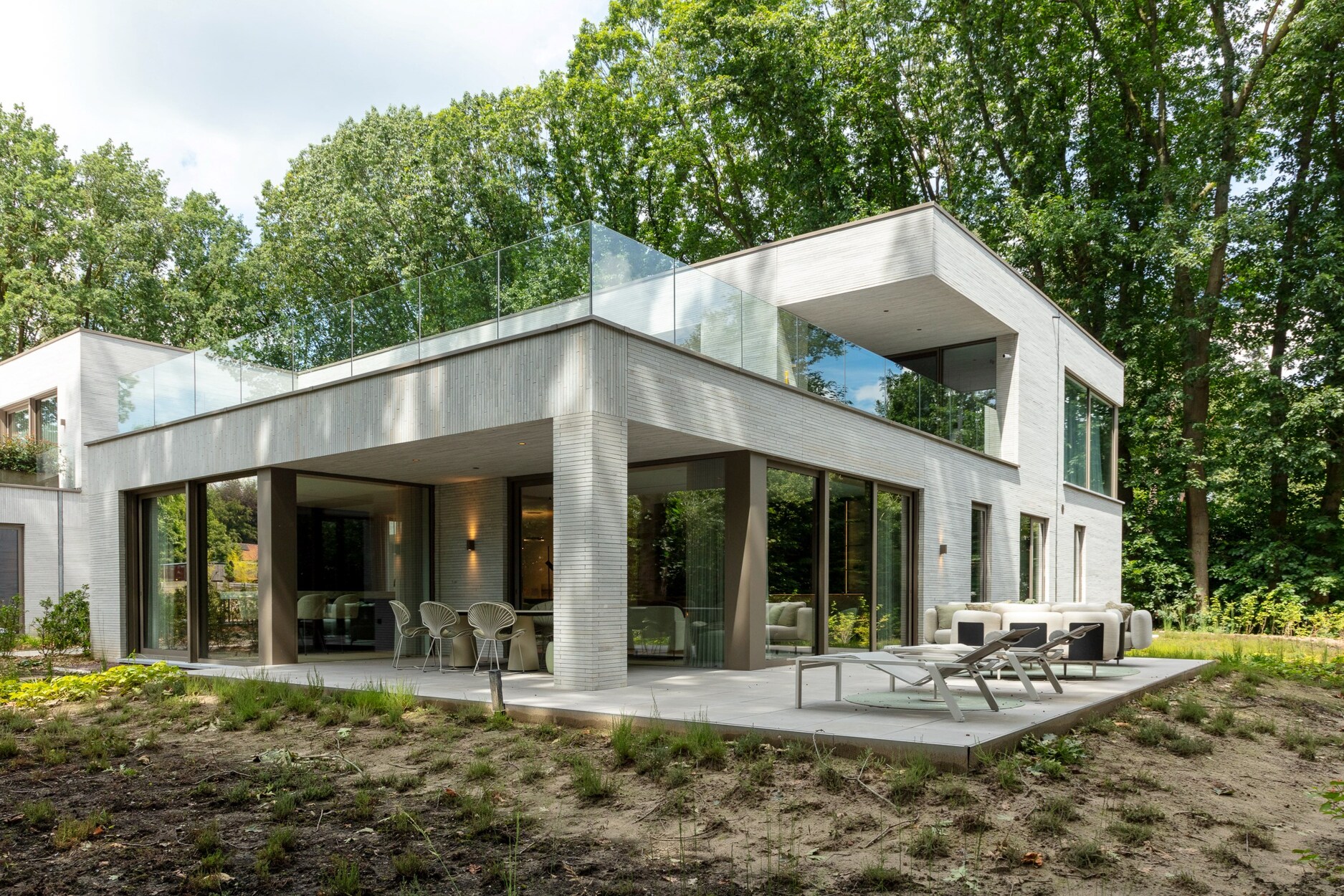 Exclusief wonen in de Waasmunsterse Heide - Ruim high-end afgewerkt appartement