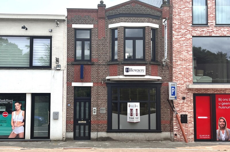 Commercieel kantoor te Schilde