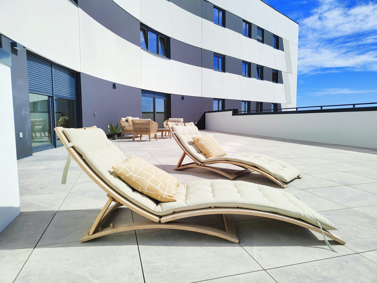 Penthouse in een centrale toren met indrukwekkend stadszicht, vlak bij het centrum van Málaga