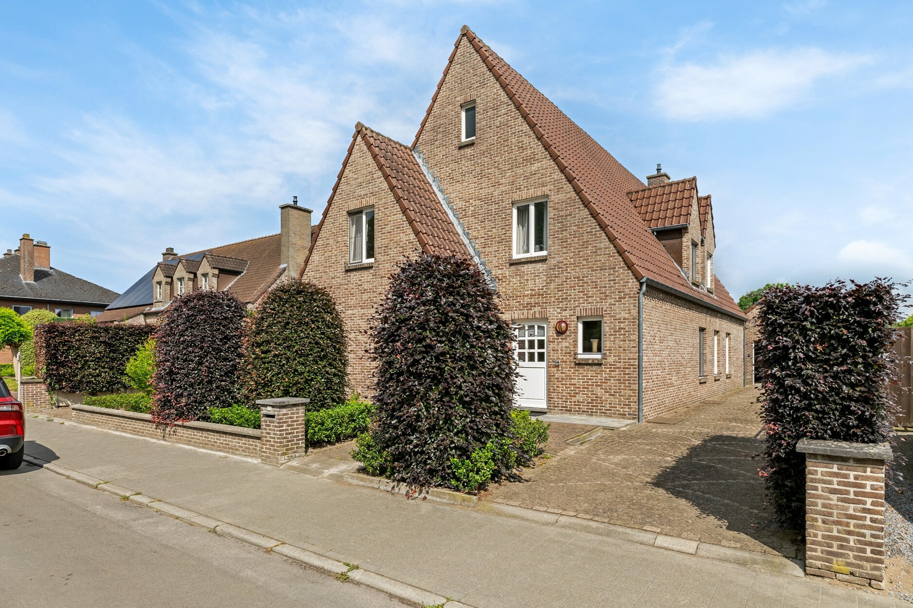 Charmante woning met 4 slaapkamers op 761 m² te Pelt