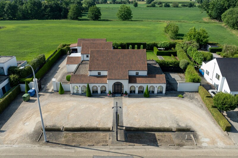 Commerciële winkel te Hasselt