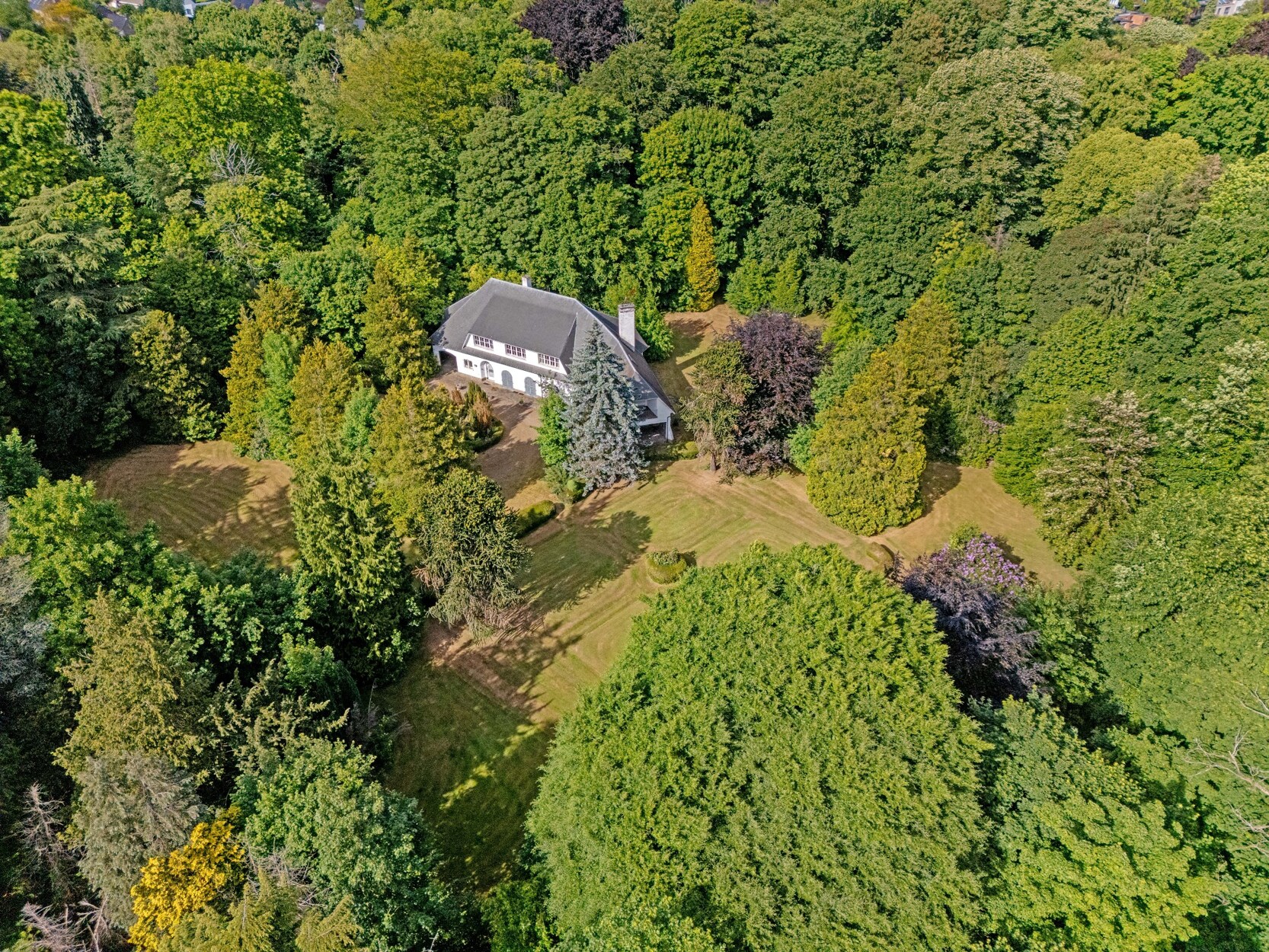 Renovatieproject: Statige villa op uitzonderlijk domein 