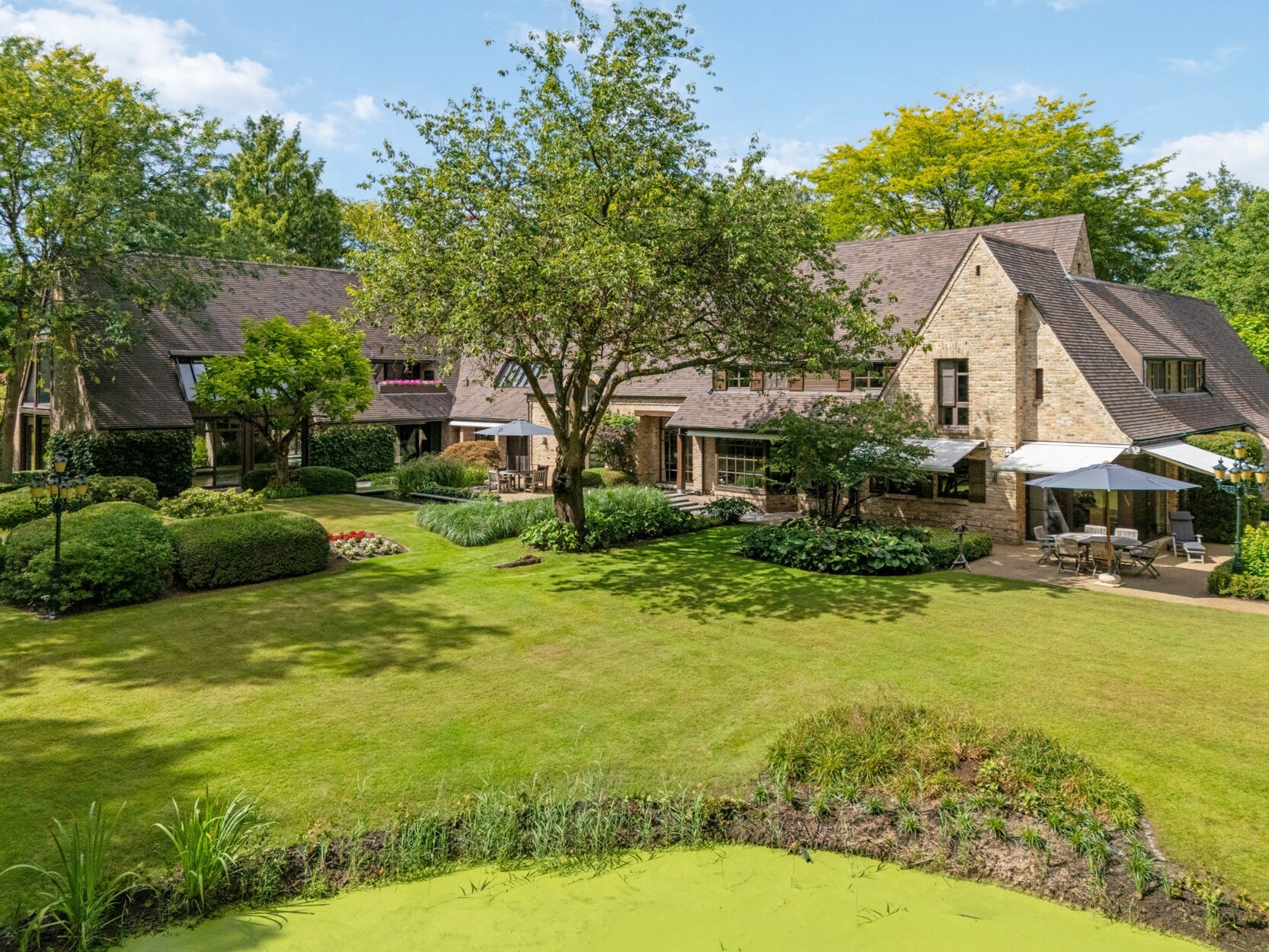 Exclusieve villa op toplocatie op 6.534m² 
