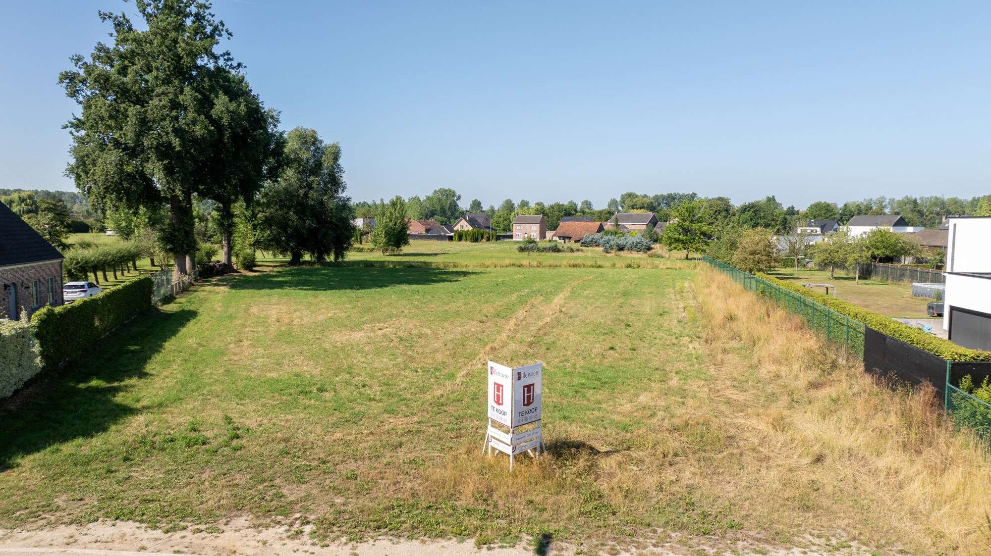 Prachtig perceel van 39 are met vrij uitzicht 