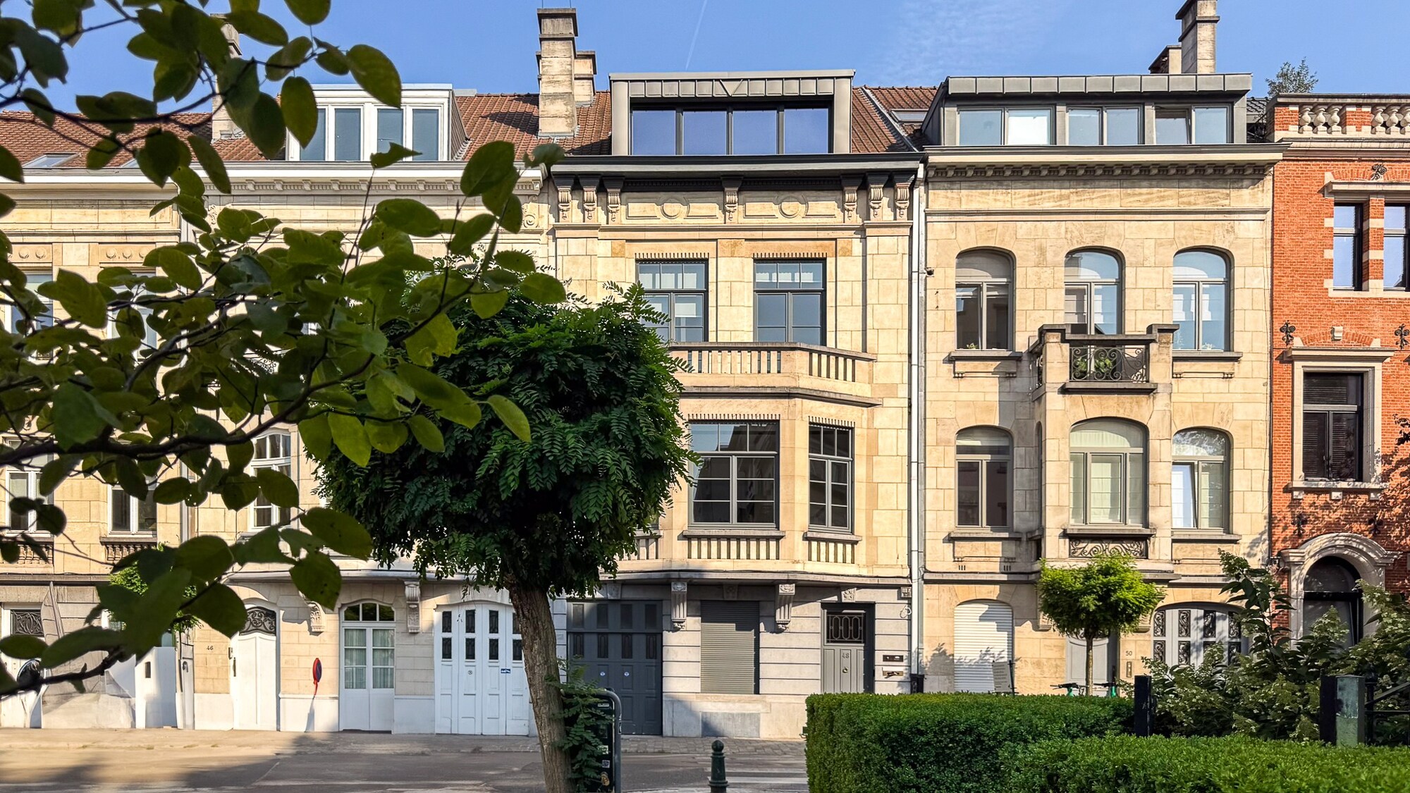 Brugmann - Gerenoveerde triplex met zuidgerichte terras