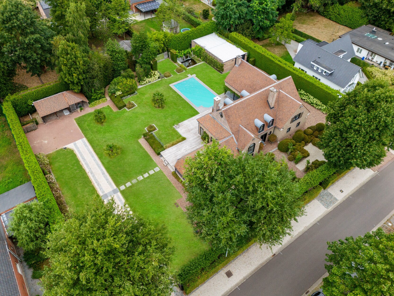 Uitzonderlijke villa in residentiële wijk Sterrebos