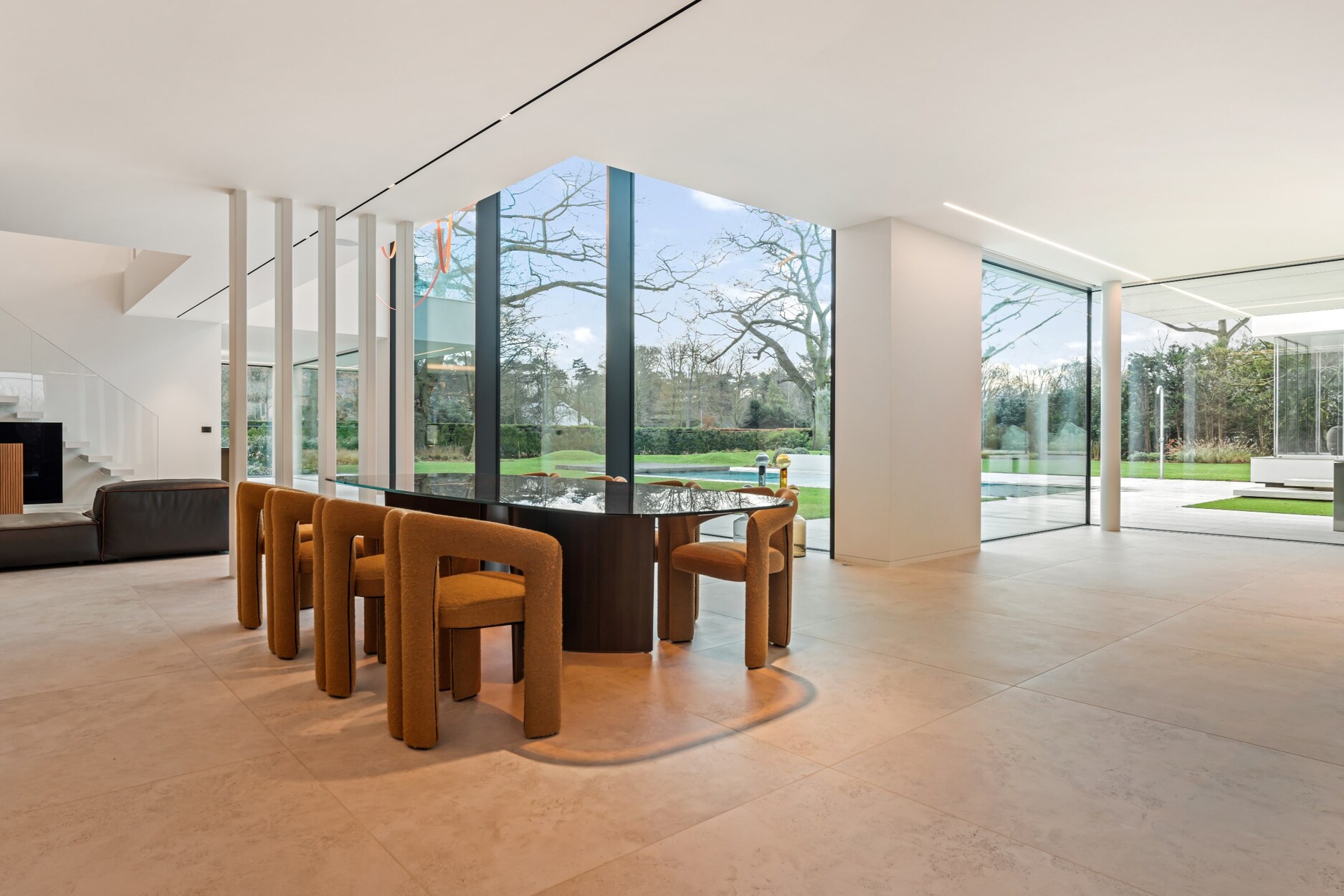 Exclusieve villa met ultiem wooncomfort op begeerde toplocatie! 
