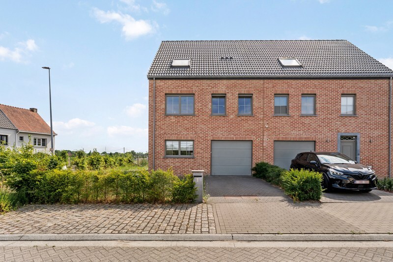 Gezellige halfopen bebouwing te Beerzel 