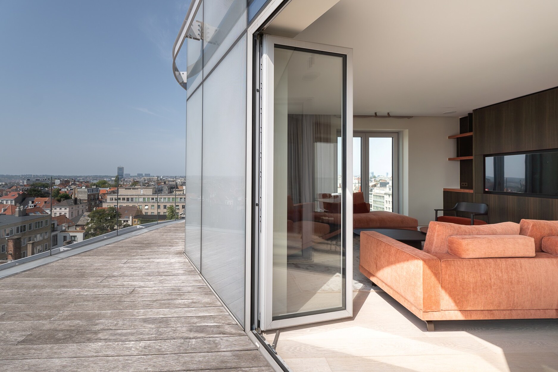 Châtelain - Eigentijdse penthouse met zuidgericht terras