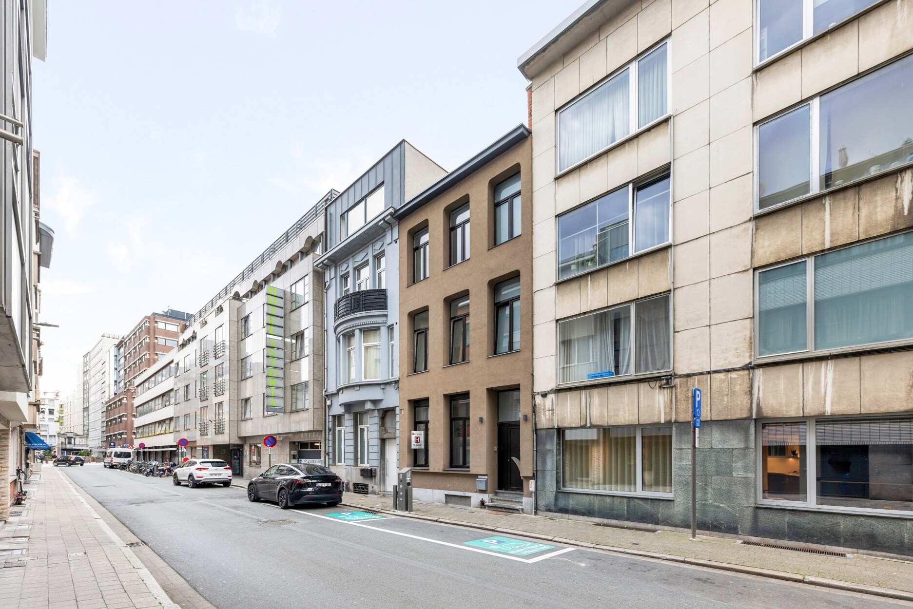 Ruime woning nabij de Diamantbuurt in Antwerpen