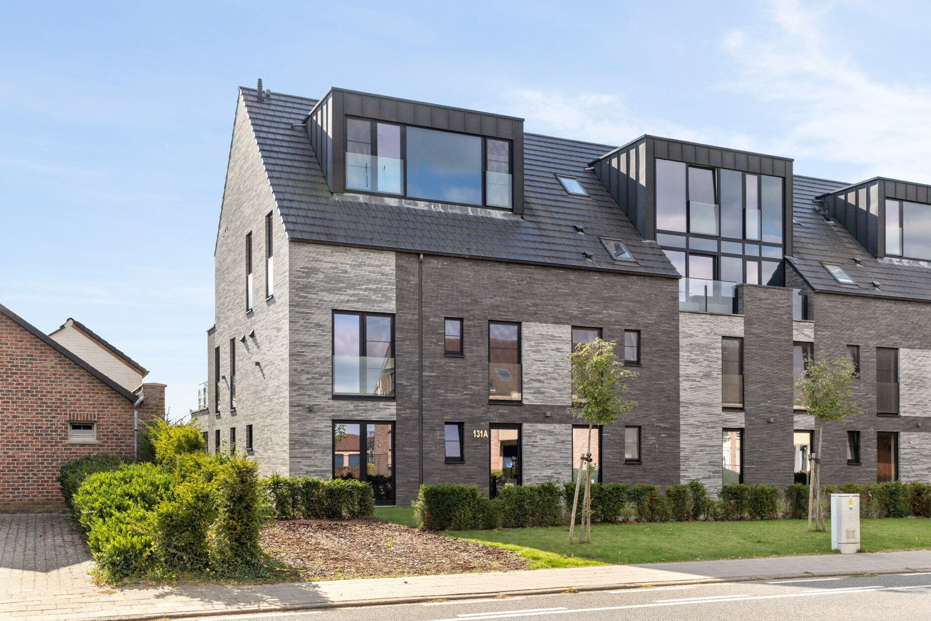 Luxe duplex- appartement +-132 m2 met 3 slaapkamers en weids zicht te Alken.