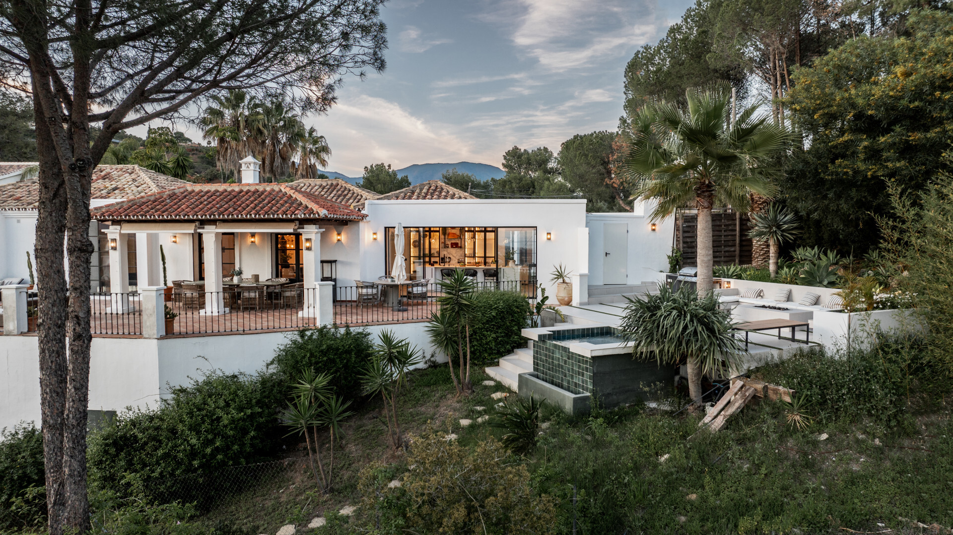 Majestueuze villa geïnspireerd op traditionele Spaanse boerderijen in El Madroñal