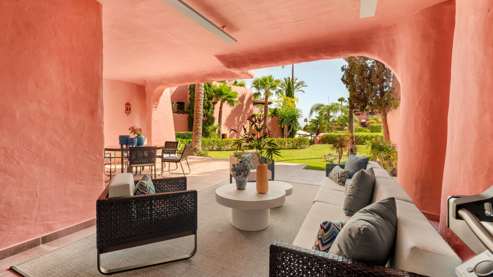 Buitengewone luxe woning met alle voorzieningen aan de Nieuwe Golden Mile, Estepona