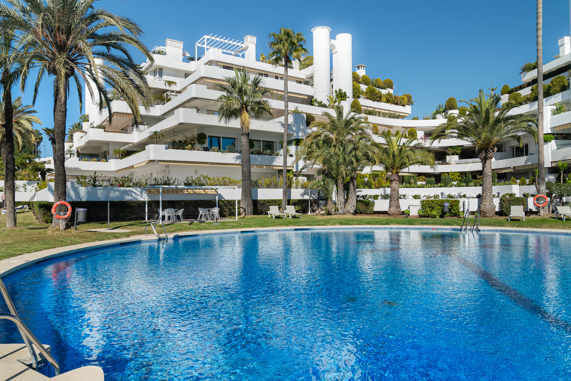 Prachtig, volledig gerenoveerd appartement aan de Golden Mile, Marbella