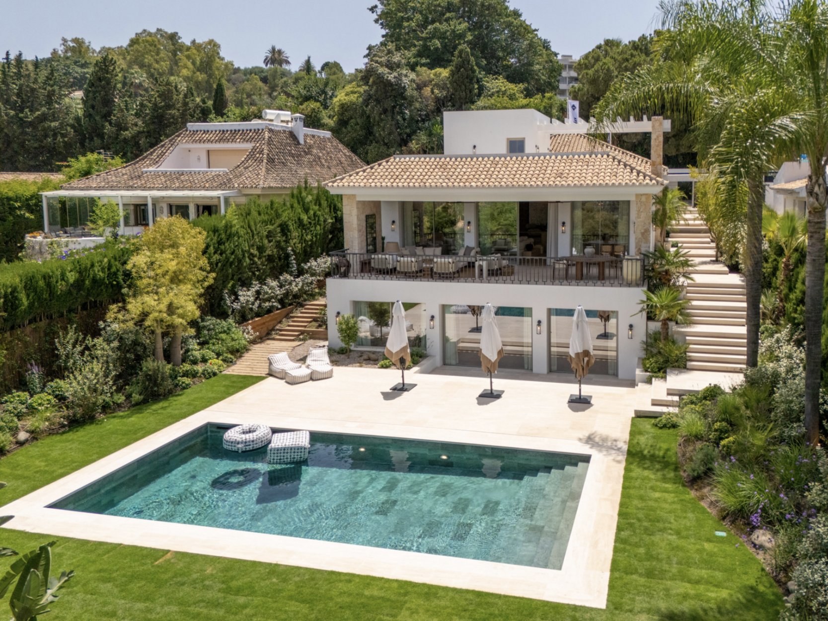 Een architectonisch juweel in het hart van Nueva Andalucía, Marbella