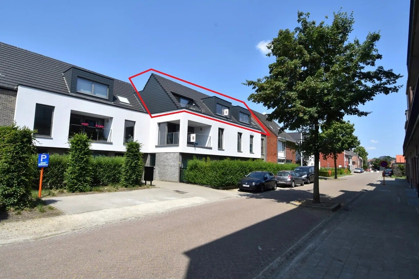 Ruim appartement met 2 slaapkamers, 2 terrassen en garagebpx