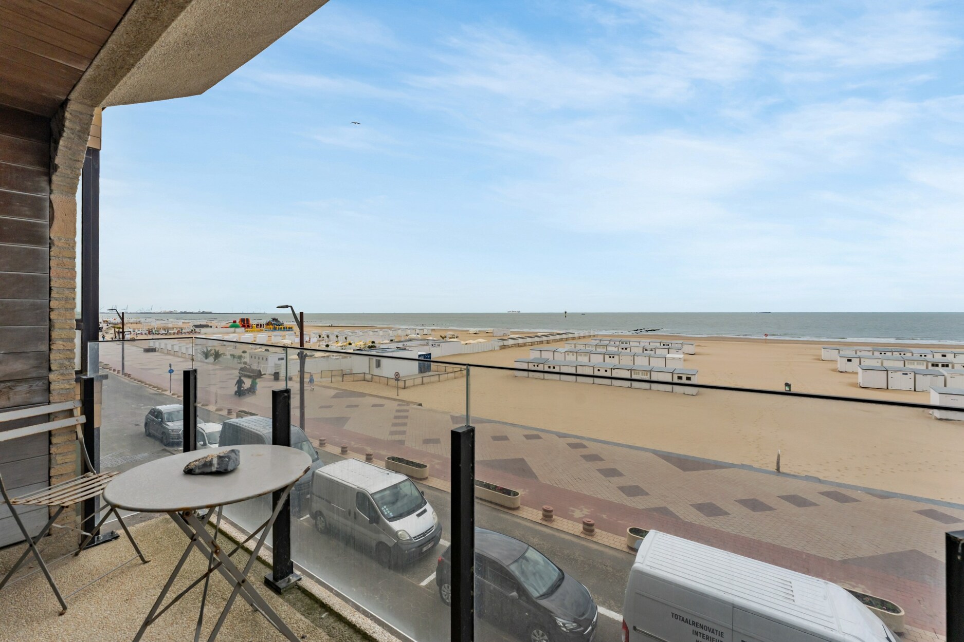 Stijlvol appartement met frontaal zeezicht 