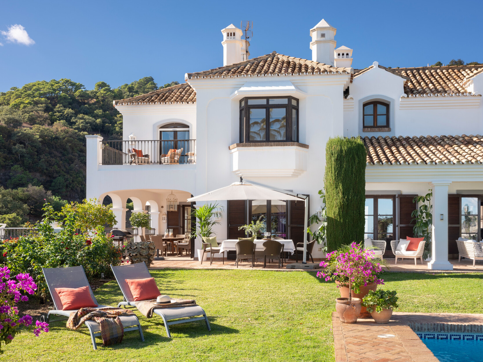 Prachtige luxe villa op het platteland met Andalusische flair