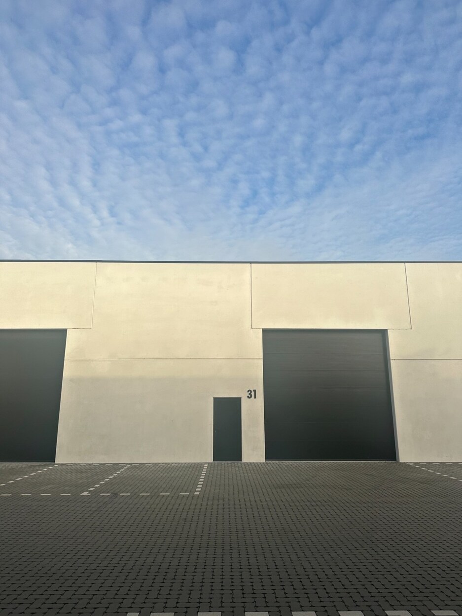 KMO-unit van 163m² op nieuwe site bestaande uit 36 KMO-units te Weelde
