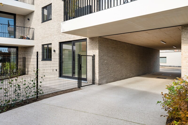 Benedenwoning te Oosteeklo