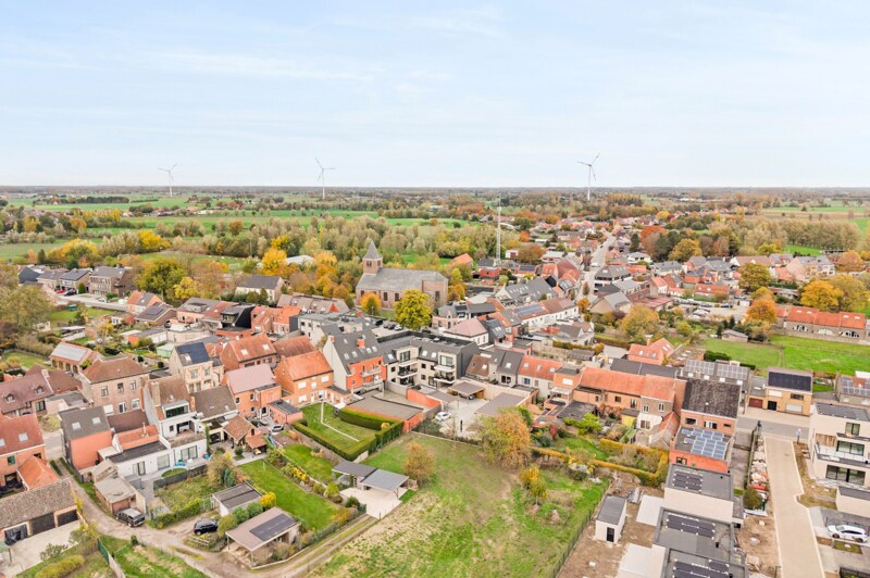 Commercieel kantoor te Oosteeklo