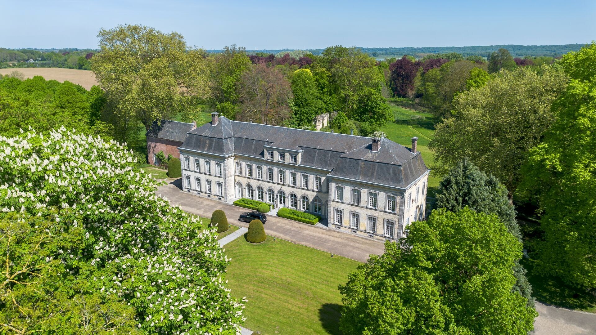 Monumentale Parel met ongeziene High-End afwerking.