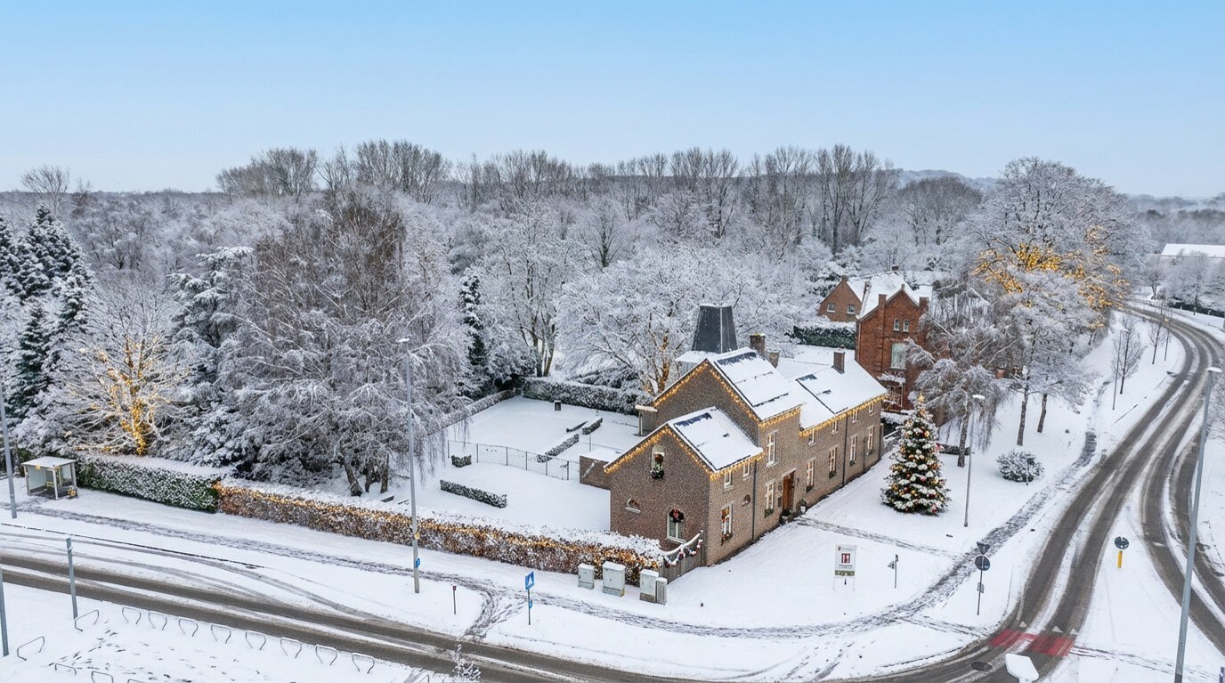 Karaktervol en uniek landhuis op een terrein van 1278m² te Halen.