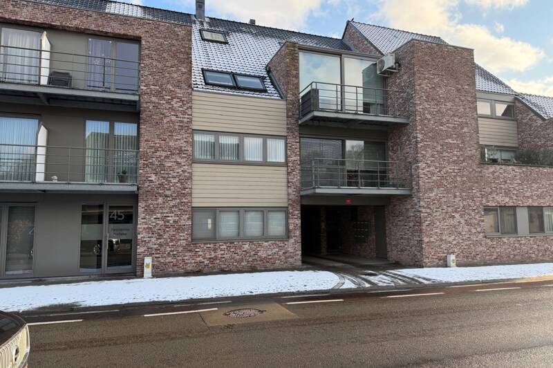 Benedenwoning te Oosteeklo