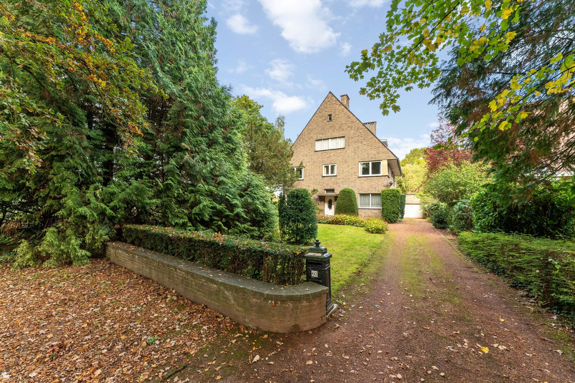 Karaktervolle villa op unieke locatie te Westerlo