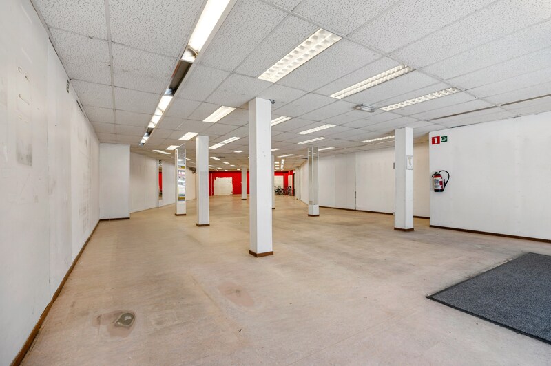 Commerciële winkel te Lommel