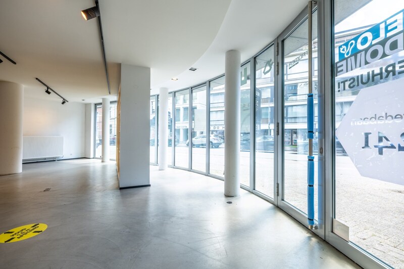 Commerciële winkel te Brasschaat