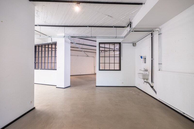 Commerciële winkel te Brasschaat