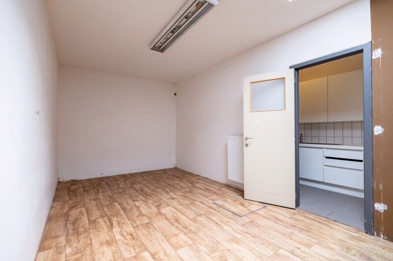 Commerciële winkel te Brasschaat