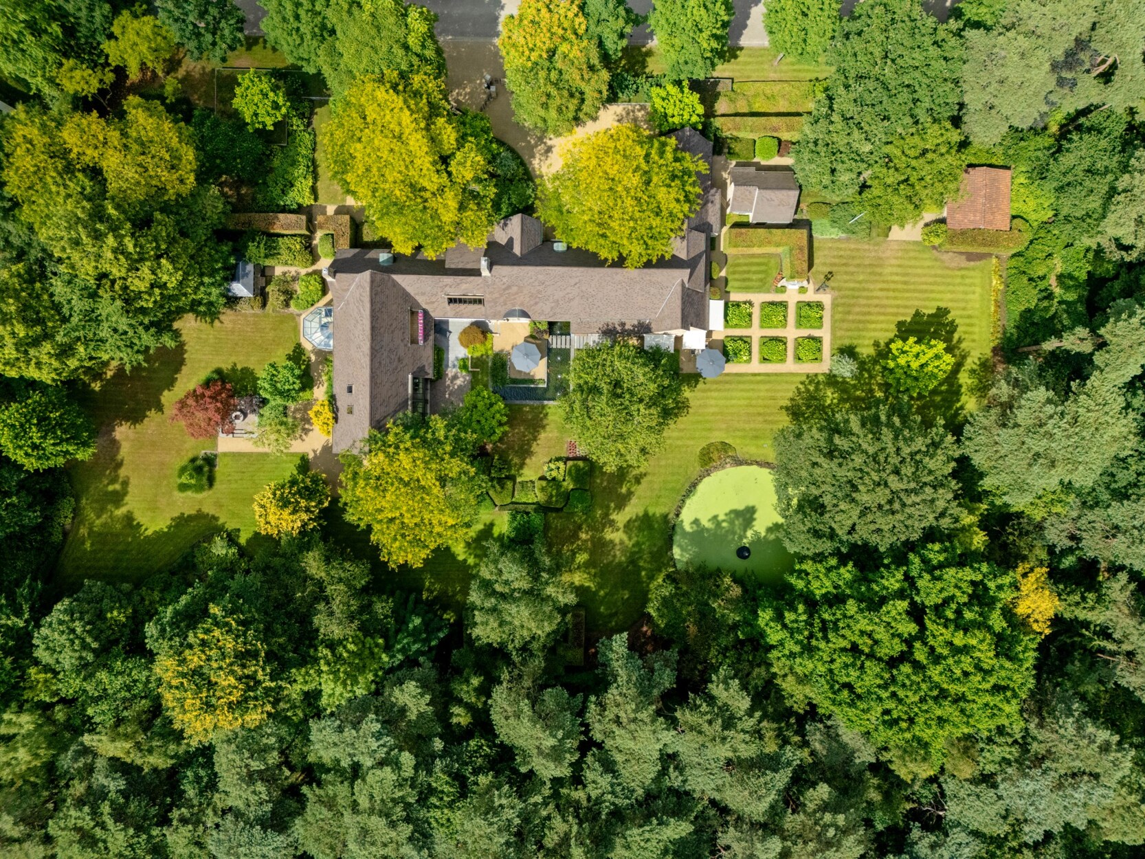 Exclusieve villa op een totale opp. 8.544m² 