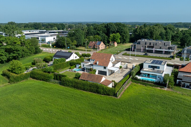 Commerciële winkel te Hasselt