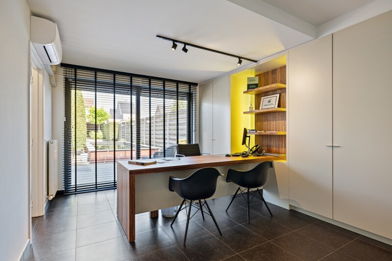 Appartementsgebouw te Ravels