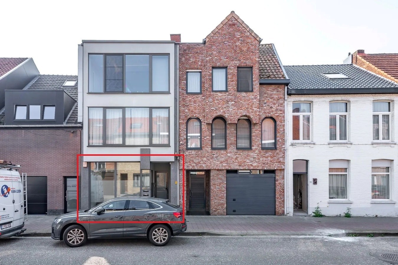 Instapklaar en lichtrijk kantoor/handelspand van 89 m²