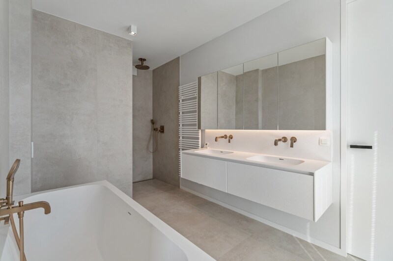 Commercieel kantoor te Antwerpen (2000)