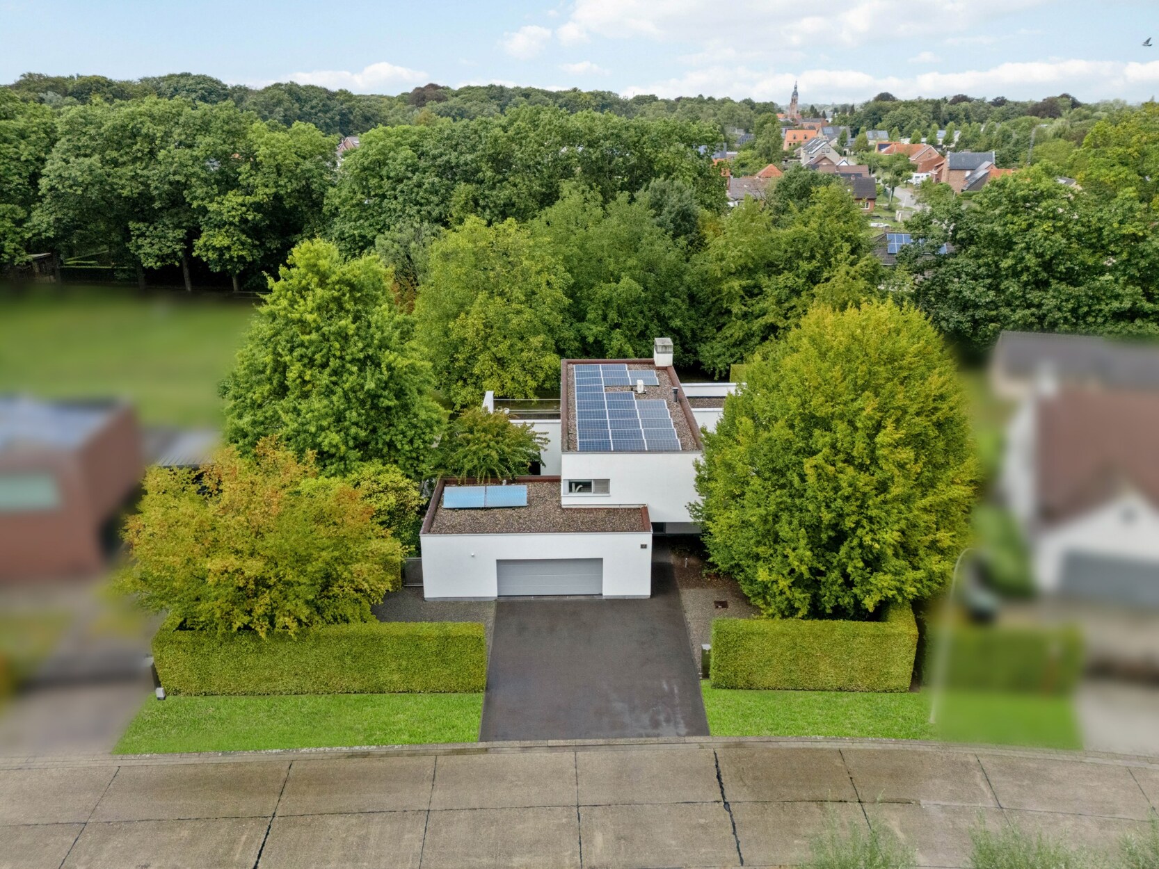 Moderne woning in het groen op perceel van +/- 2208m² te Malle!