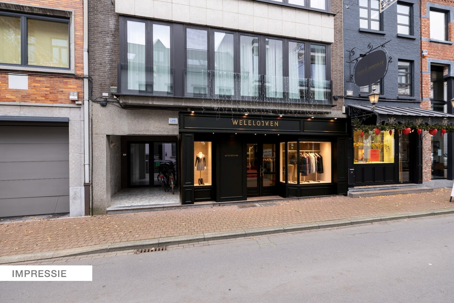 Ideaal gelegen handelspand van +-106m² met kelder en extra bureauruimte in de Aldestraat te Hasselt.